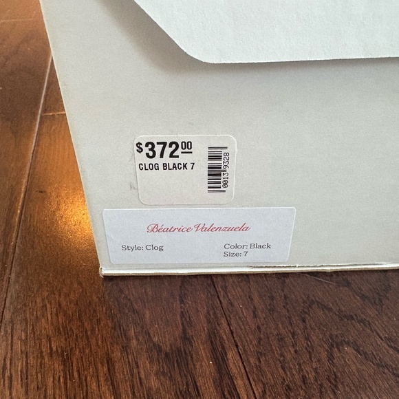 Beatrice Valenzuela Black Clog 7 - Picture 5 of 6